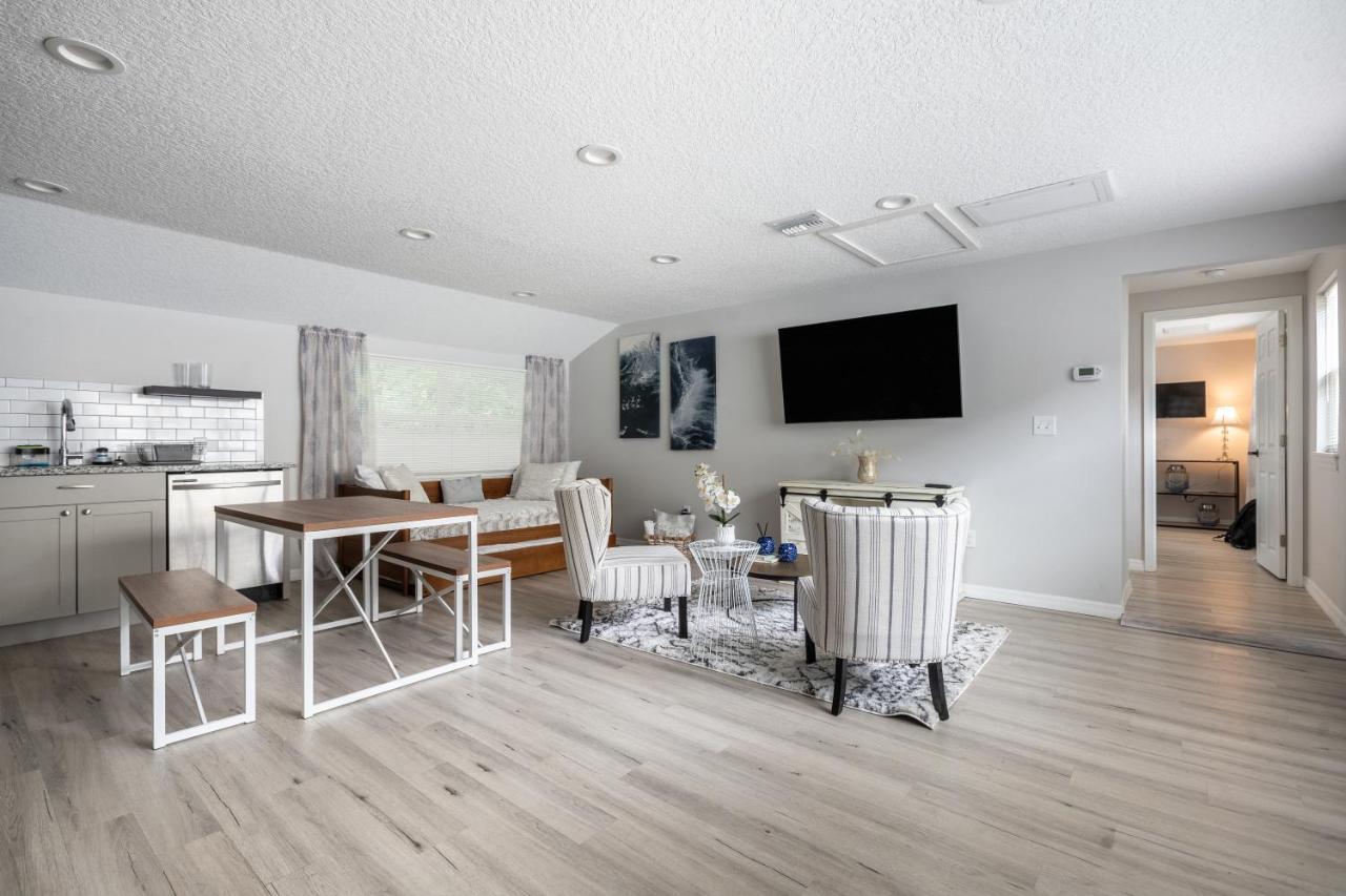Cozy Apartments In The Triplex House, Historic District Of Orlando Bagian luar foto