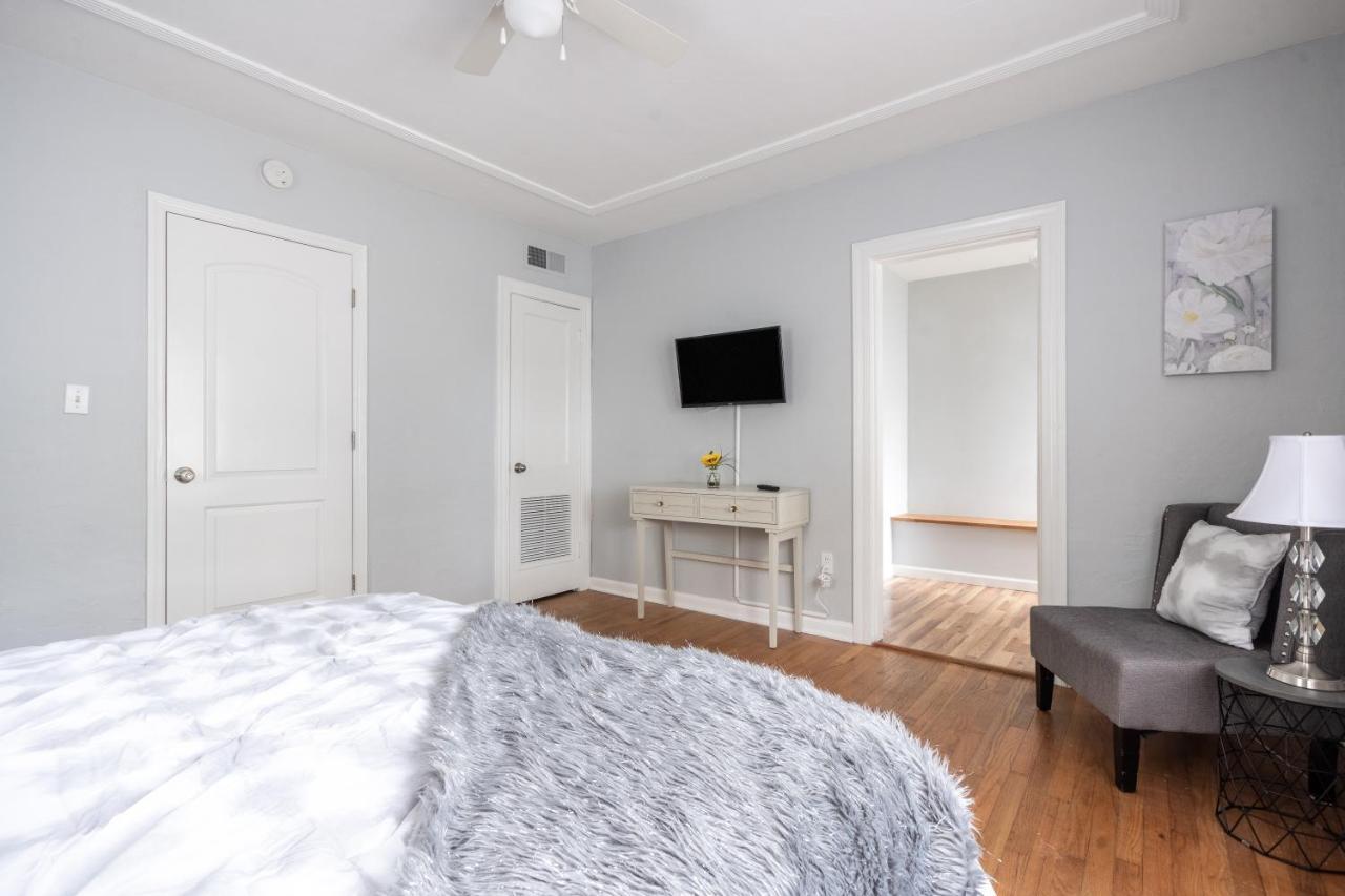 Cozy Apartments In The Triplex House, Historic District Of Orlando Bagian luar foto