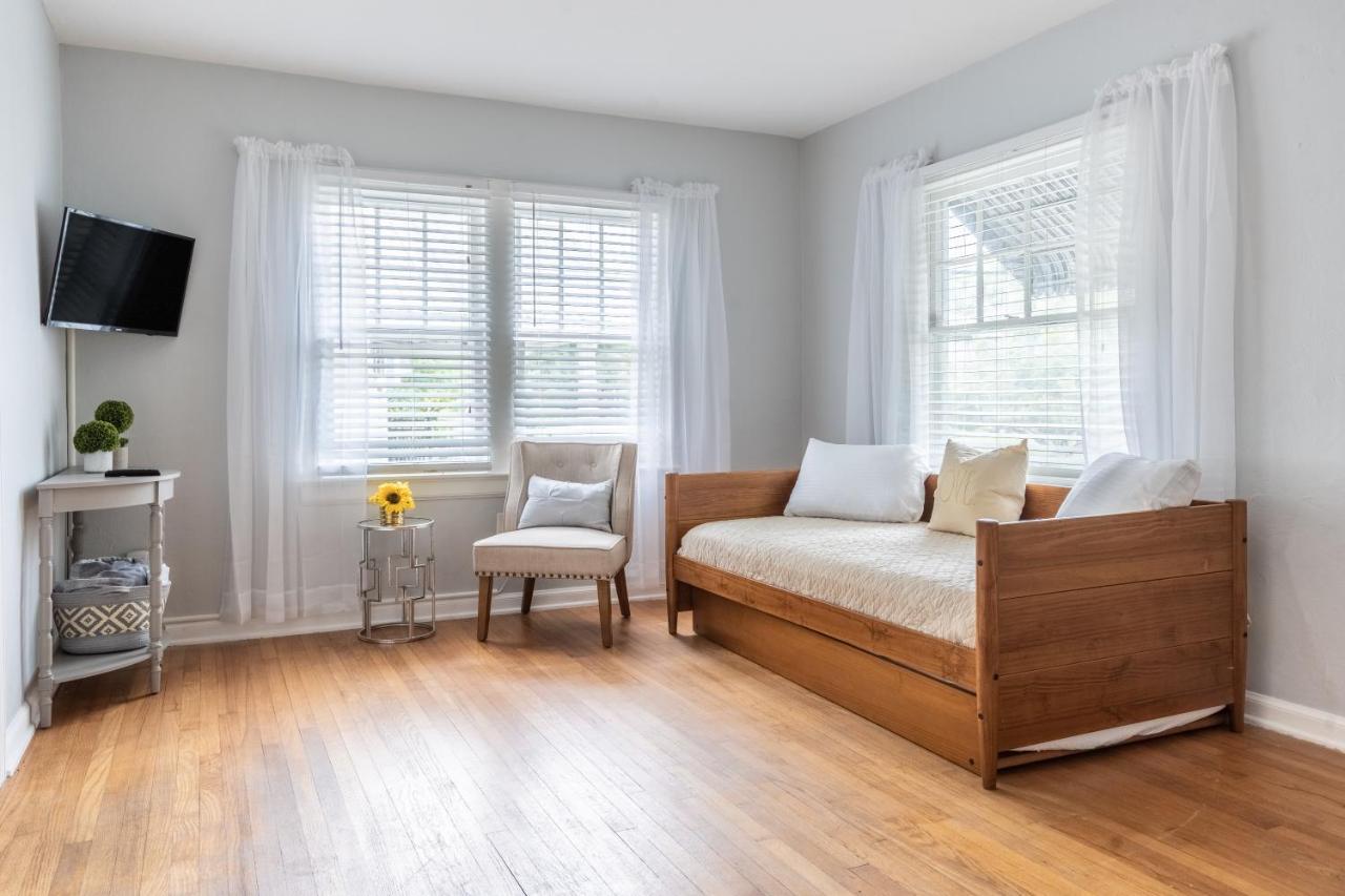 Cozy Apartments In The Triplex House, Historic District Of Orlando Bagian luar foto